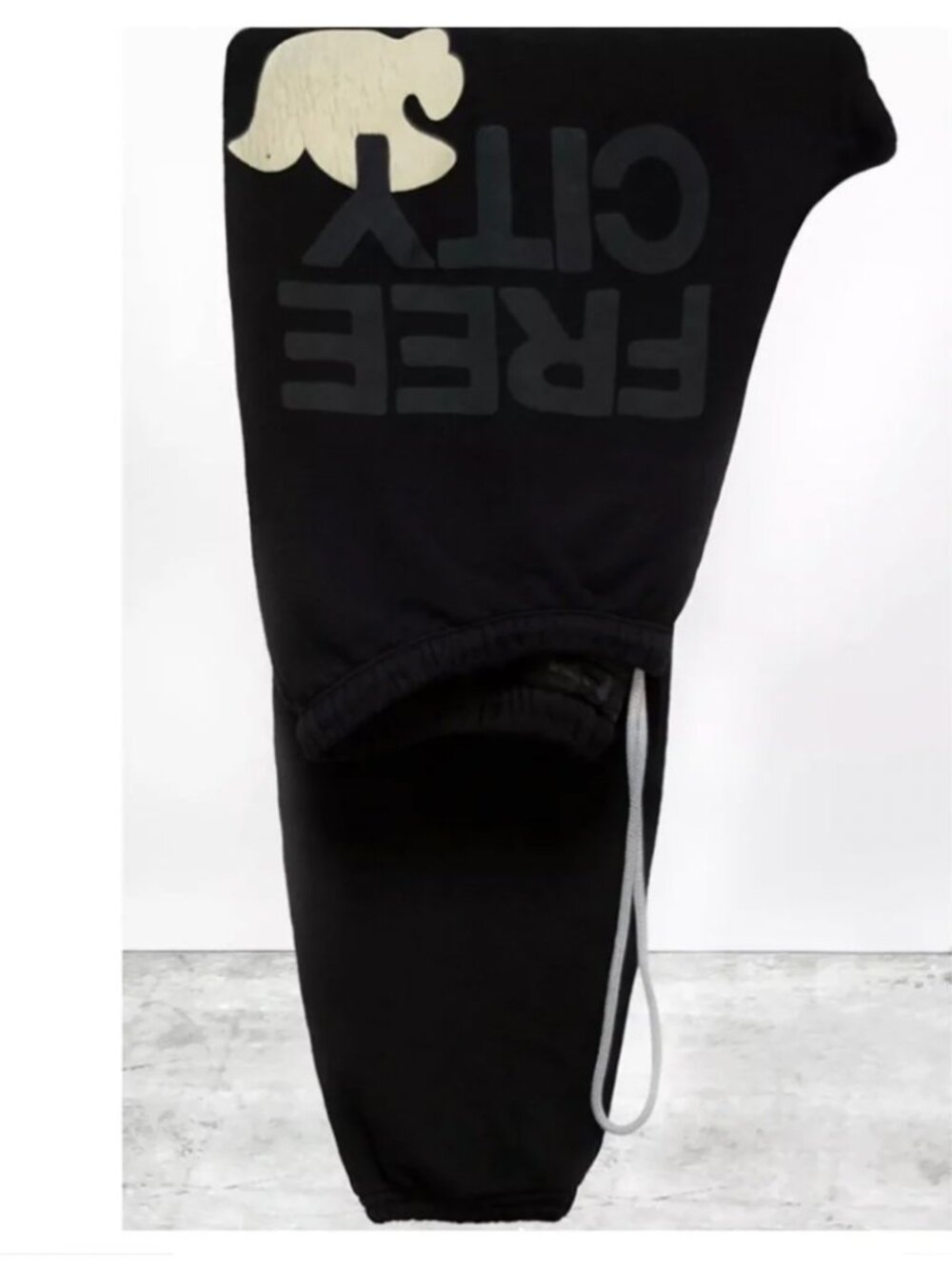 NWT FREE CITY Black Jogger Sweatpants Size S - Picture 2 of 5